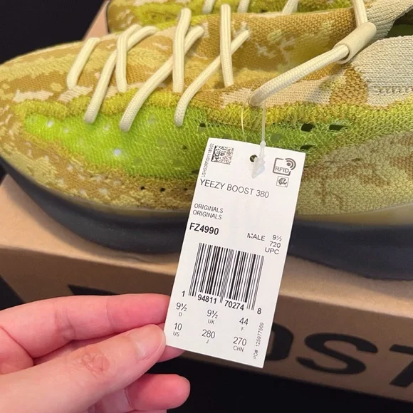 NIB Adidas Yeezy 380 Boost Slip On Hylte Green Yellow Highlight Size 10